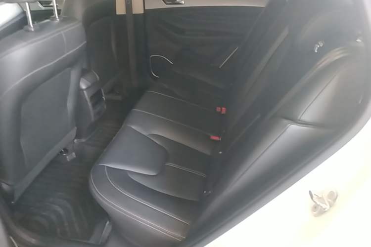 Used Chery Arrizo 5 2019 Revised PRO 1.5L CVT Youth Edition China VI Standard Left Rear Seat