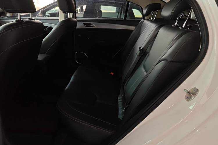 Used Chery Arrizo 5 2019 Facelifted PRO 1.5L Manual Youth Edition China VI Standard Left Rear Seat