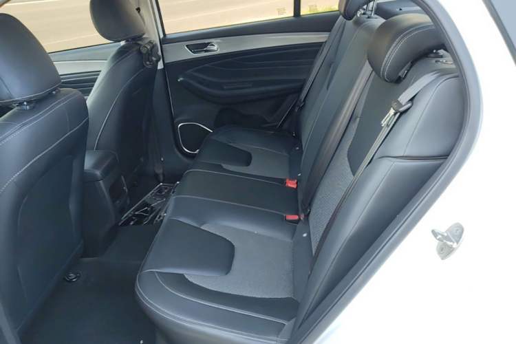 Used Chery Arrizo 5 2019 1.5L Manual Youth Edition China V Standard Left Rear Seat