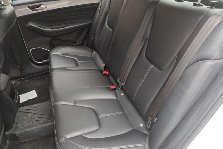 Used Chery Arrizo 5 2019 Revised PRO 1.5L CVT Youth Edition China VI Standard Left Rear Seat