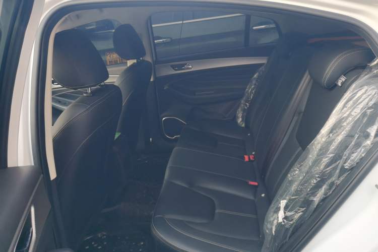 Used Chery Arrizo 5 2019 Facelifted PRO 1.5L Manual Youth Edition China VI Standard Left Rear Seat