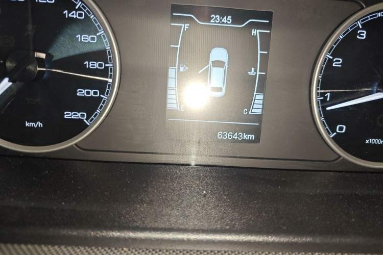 Used Chery Arrizo 5 2019 1.5L Manual New Youth Edition China VI Standard Odometer Close Up