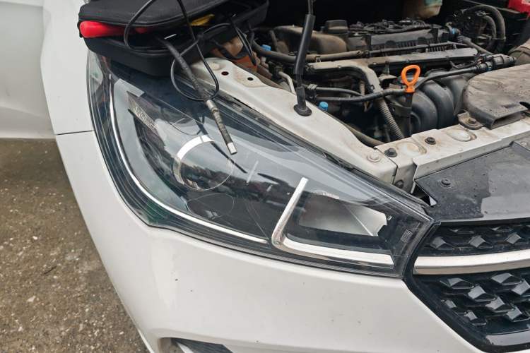 Used Chery Arrizo 5 2019 Revised PRO 1.5L CVT Youth Edition China VI Standard Right Front Headlight