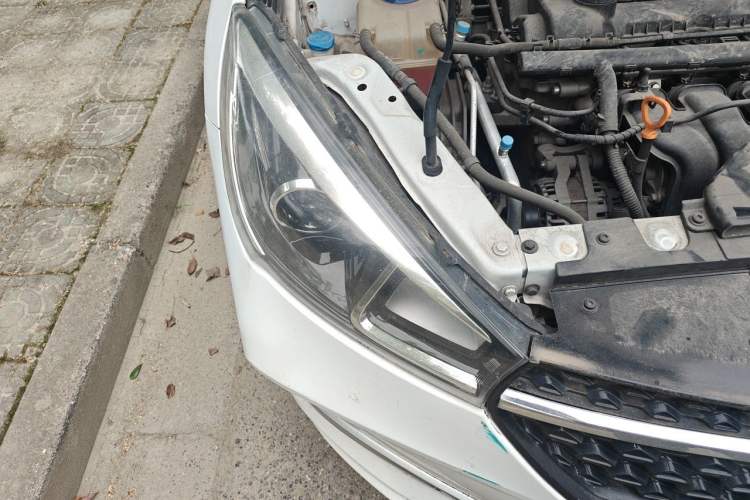 Used Chery Arrizo 5 2019 1.5L CVT Zizai Edition China V Standard Right Front Headlight