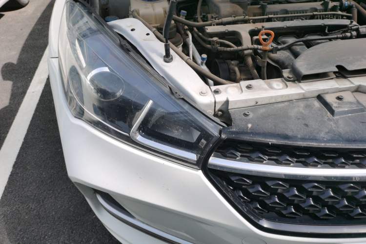 Used Chery Arrizo 5 2019 1.5L Manual New Youth Edition China VI Standard Right Front Headlight