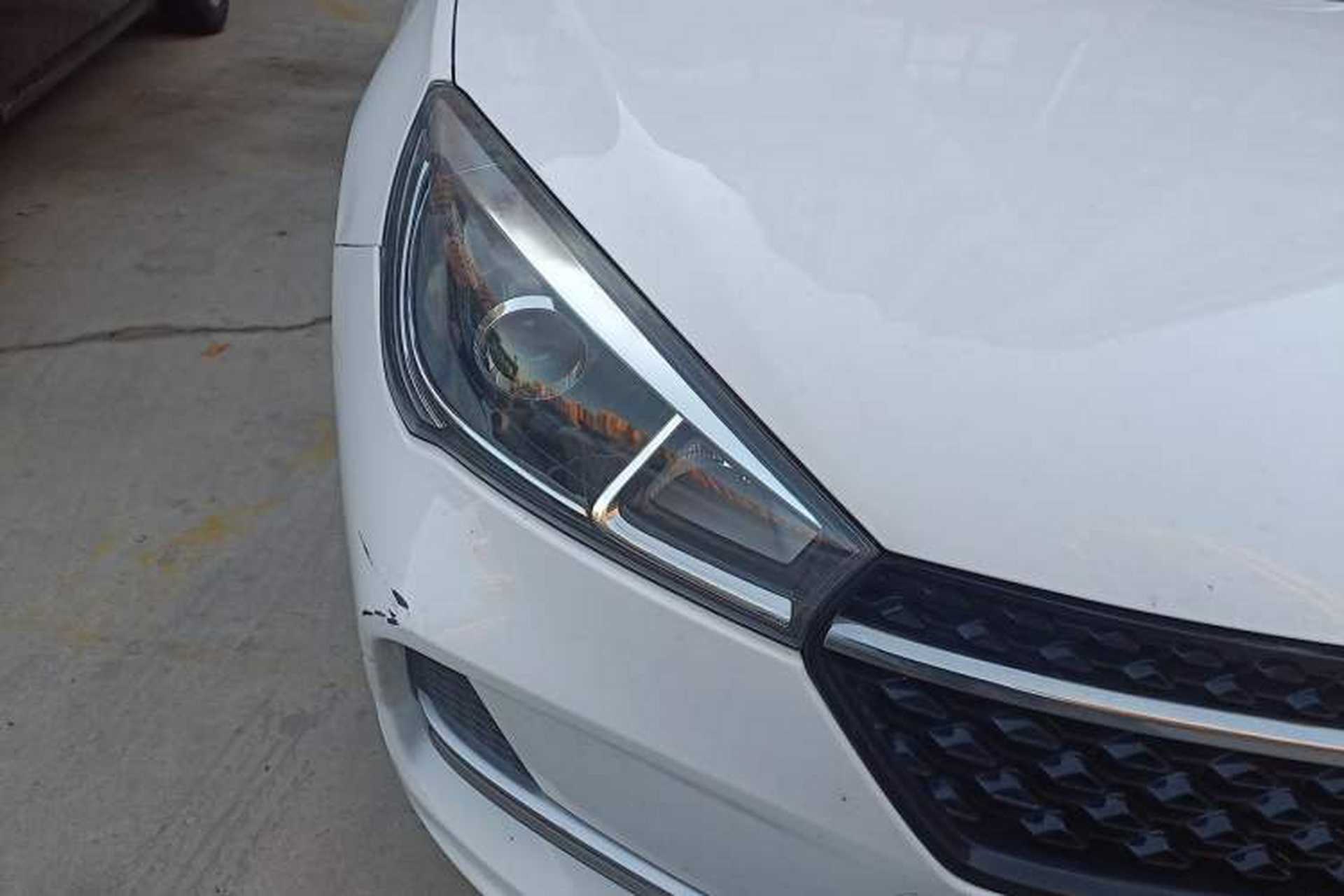Used Chery Arrizo 5 2019 1.5L CVT Youth Edition China V Standard Right Front Headlight
