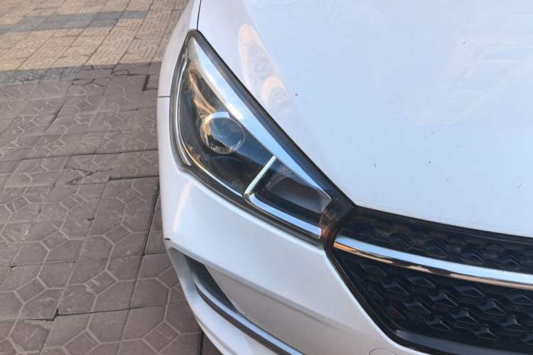 Used Chery Arrizo 5 2019 1.5L Manual Youth Edition China V Standard Right Front Headlight