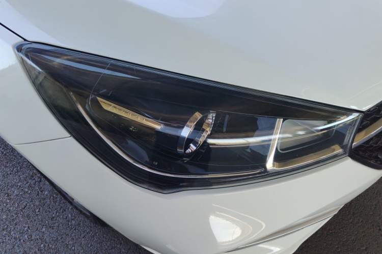Used Chery Arrizo 5 2019 1.5L Manual New Zizai Edition China VI Right Front Headlight