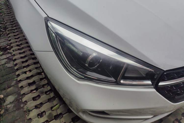 Used Chery Arrizo 5 2019 PRO 1.5L CVT Youth Edition China VI Standard Right Front Headlight