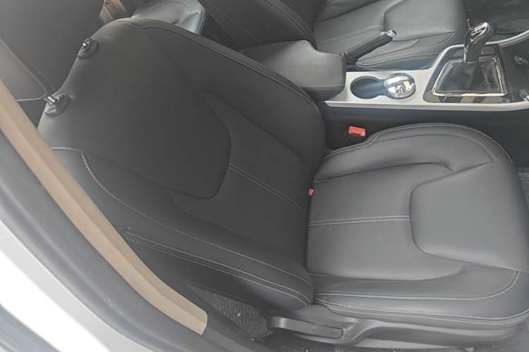 Used Chery Arrizo 5 2019 PRO 1.5L Manual Comfort Edition China VI Right Front Seat