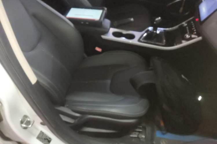 Used Chery Arrizo 5 2019 Facelifted PRO 1.5L Manual Youth Edition China VI Standard Right Front Seat