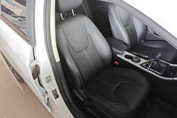 Used Chery Arrizo 5 2019 Facelifted PRO 1.5L Manual Youth Edition China VI Standard Right Front Seat