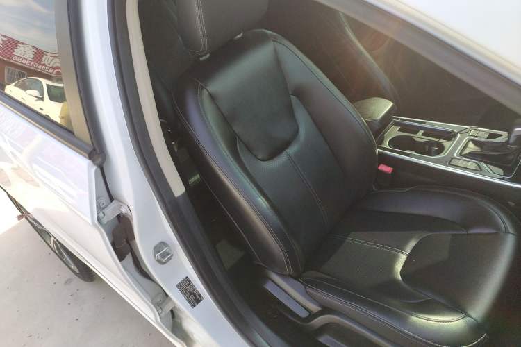 Used Chery Arrizo 5 2019 Revised PRO 1.5L CVT Youth Edition China VI Standard Right Front Seat