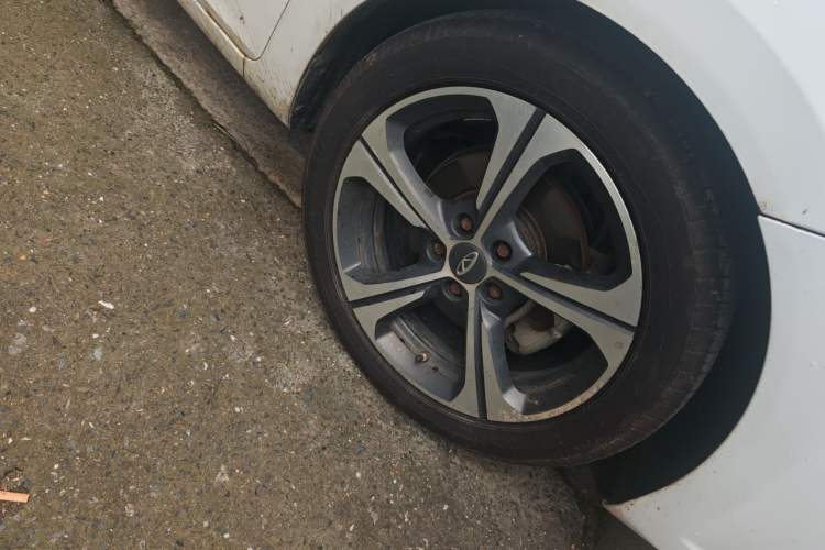 Used Chery Arrizo 5 2019 Revised PRO 1.5L CVT Youth Edition China VI Standard Right Front Wheel Hub