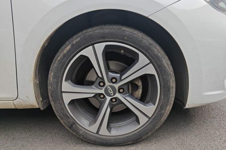 Used Chery Arrizo 5 2019 1.5L Manual New Lehuo Edition China V Standard Right Front Wheel Hub