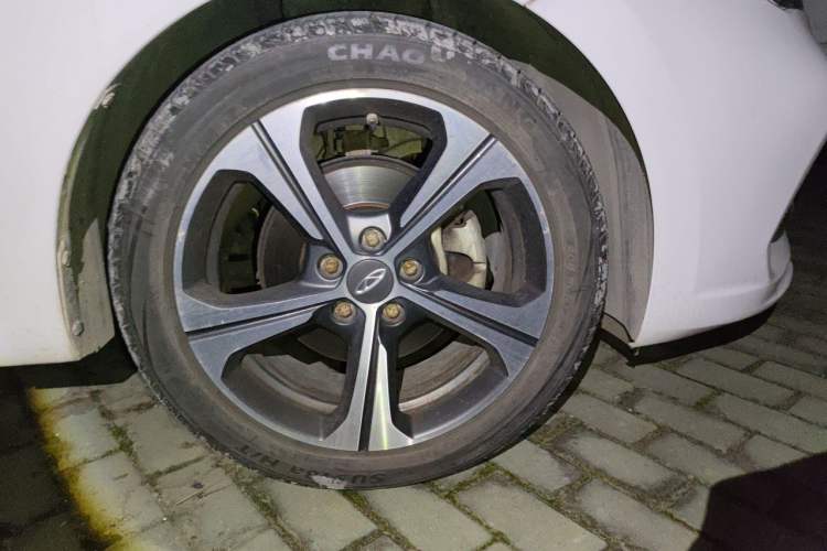 Used Chery Arrizo 5 2019 1.5L CVT New Freedom Edition China VI Standard Right Front Wheel Hub