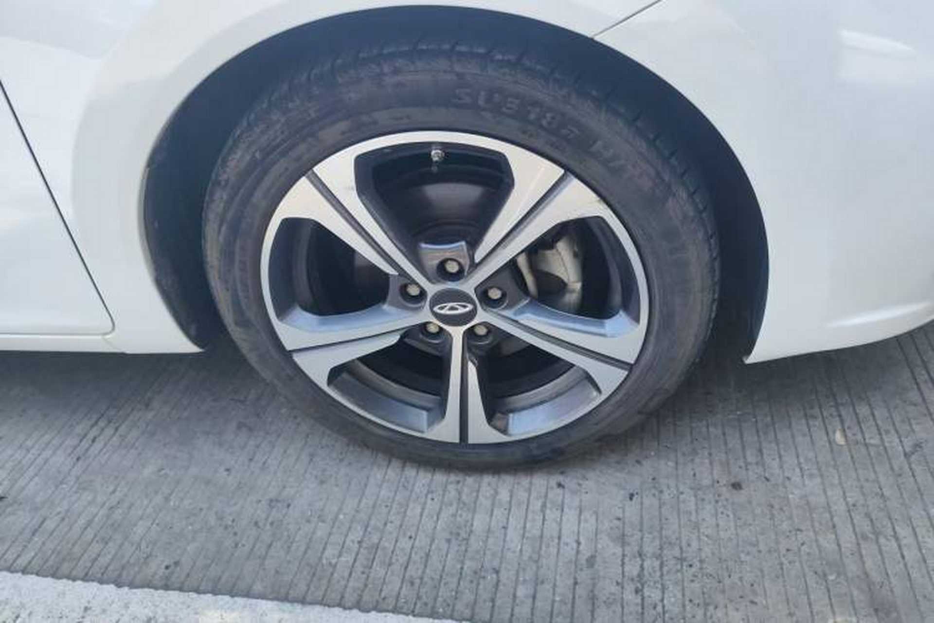 Used Chery Arrizo 5 2019 Revised PRO 1.5L CVT Youth Edition China VI Standard Right Front Wheel Hub