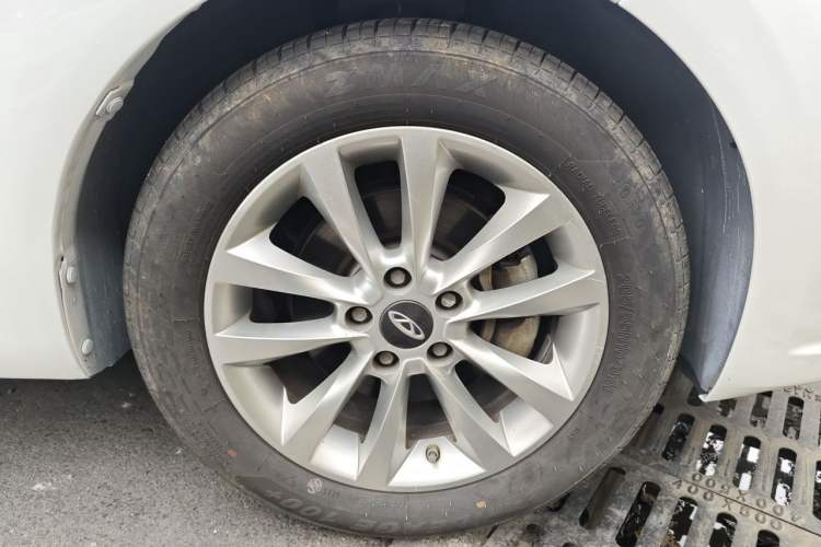 Used Chery Arrizo 5 2019 PRO 1.5L Manual Value Edition China VI Standard Right Front Wheel Hub