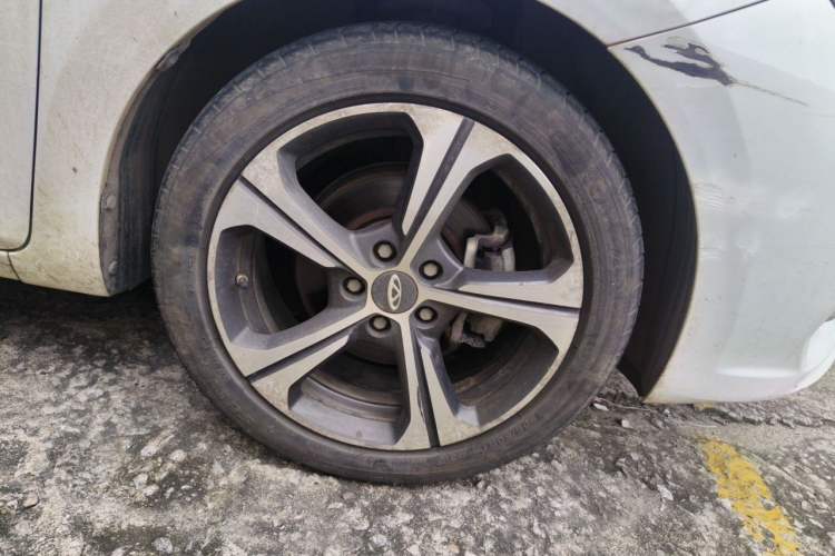 Used Chery Arrizo 5 2019 Revised PRO 1.5L CVT Youth Edition China VI Standard Right Front Wheel Hub