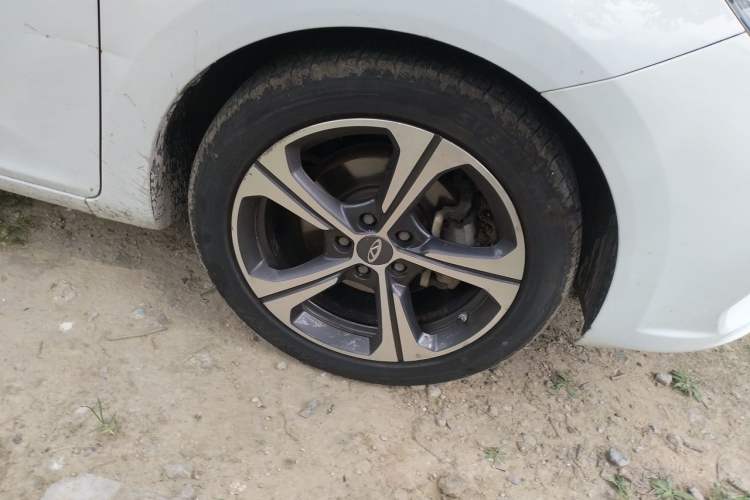 Used Chery Arrizo 5 2019 Facelifted PRO 1.5L Manual Youth Edition China VI Standard Right Front Wheel Hub