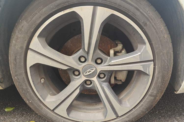 Used Chery Arrizo 5 2019 PRO 1.5L CVT Youth Edition China VI Standard Right Front Wheel Hub