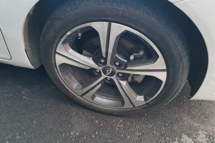 Used Chery Arrizo 5 2019 Facelifted PRO 1.5L Manual Youth Edition China VI Standard Right Front Wheel Hub