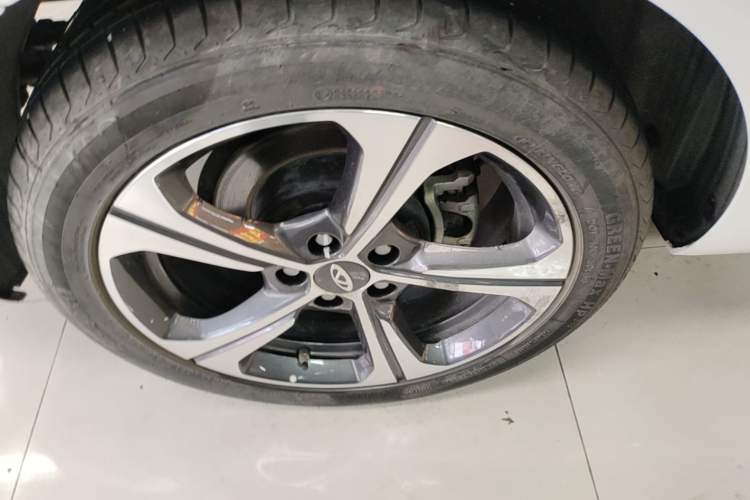 Used Chery Arrizo 5 2019 PRO 1.5L Manual Youth Edition China VI compliant Right Rear Wheel Hub