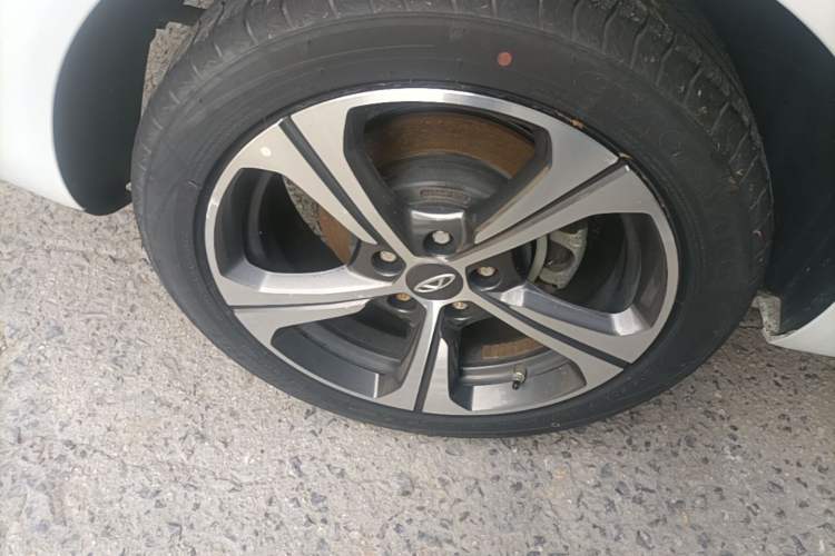 Used Chery Arrizo 5 2019 Facelifted PRO 1.5L Manual Youth Edition China VI Standard Right Rear Wheel Hub