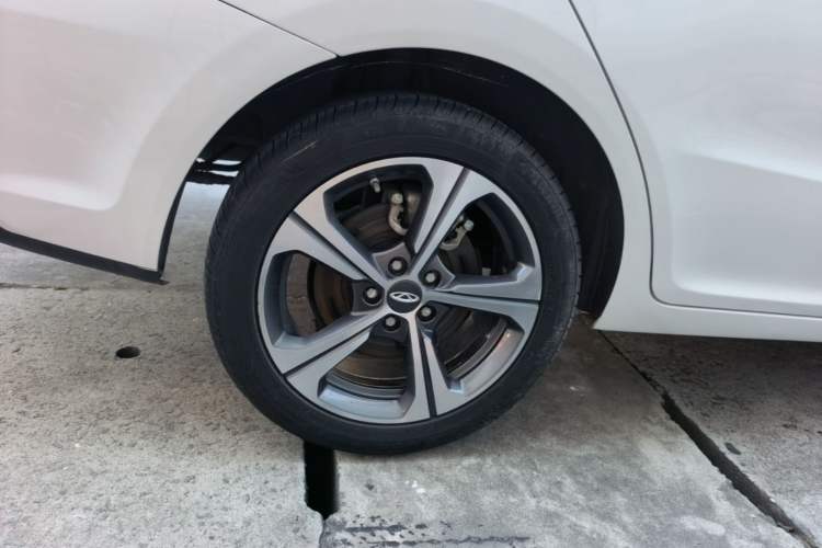 Used Chery Arrizo 5 2019 Revised PRO 1.5L CVT Youth Edition China VI Standard Right Rear Wheel Hub