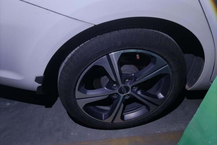 Used Chery Arrizo 5 2019 Facelifted PRO 1.5L Manual Youth Edition China VI Standard Right Rear Wheel Hub