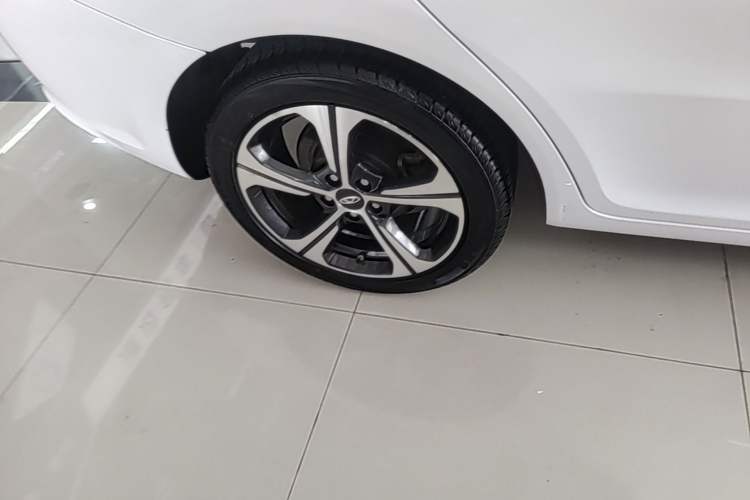 Used Chery Arrizo 5 2019 Facelifted PRO 1.5L Manual Youth Edition China VI Standard Right Rear Wheel Hub