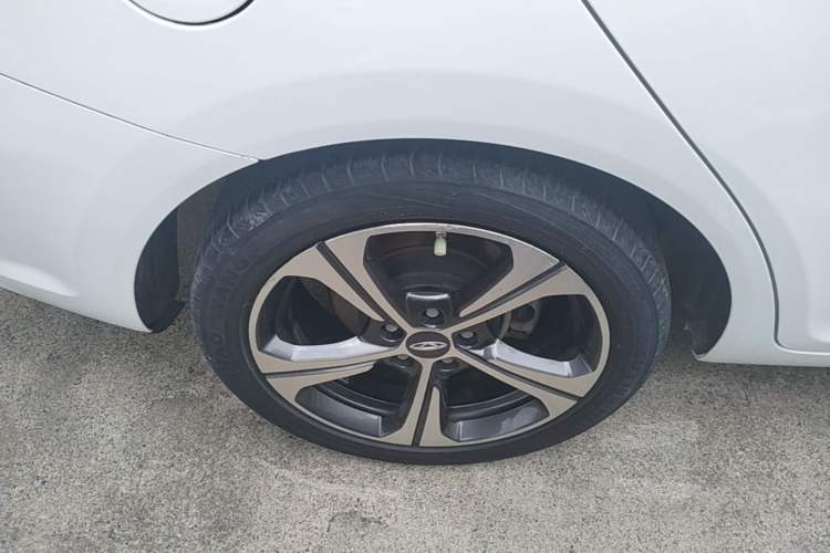Used Chery Arrizo 5 2019 Facelifted PRO 1.5L Manual Youth Edition China VI Standard Right Rear Wheel Hub