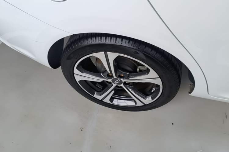 Used Chery Arrizo 5 2019 PRO 1.5L Manual Comfort Edition China VI Right Rear Wheel Hub