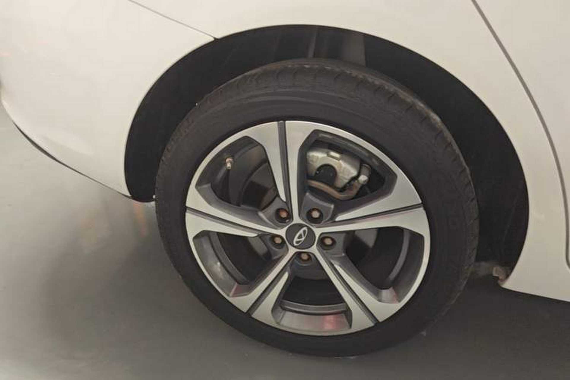 Used Chery Arrizo 5 2019 Revised PRO 1.5L CVT Youth Edition China VI Standard Right Rear Wheel Hub