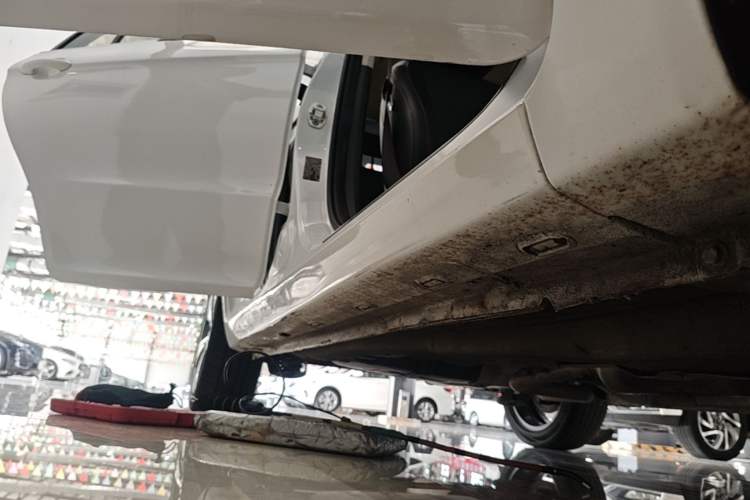 Used Chery Arrizo 5 2019 PRO 1.5L Manual Comfort Edition China VI Right Side Sill