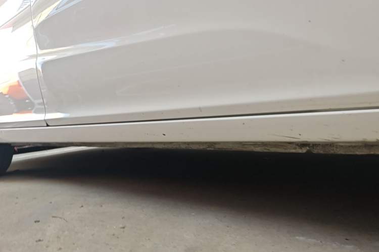 Used Chery Arrizo 5 2019 1.5L Manual New Youth Edition China VI Standard Right Side Sill