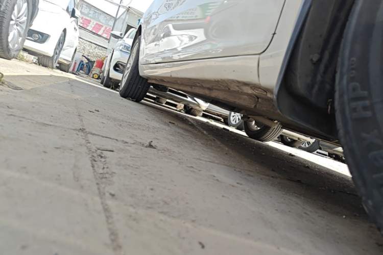 Used Chery Arrizo 5 2019 1.5L CVT Zizai Edition China V Standard Right Side Sill