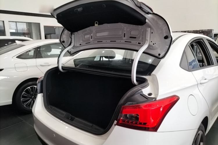 Used Chery Arrizo 5 2019 Revised PRO 1.5L CVT Youth Edition China VI Standard Trunk