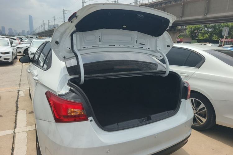 Used Chery Arrizo 5 2019 Revised PRO 1.5L CVT Youth Edition China VI Standard Trunk