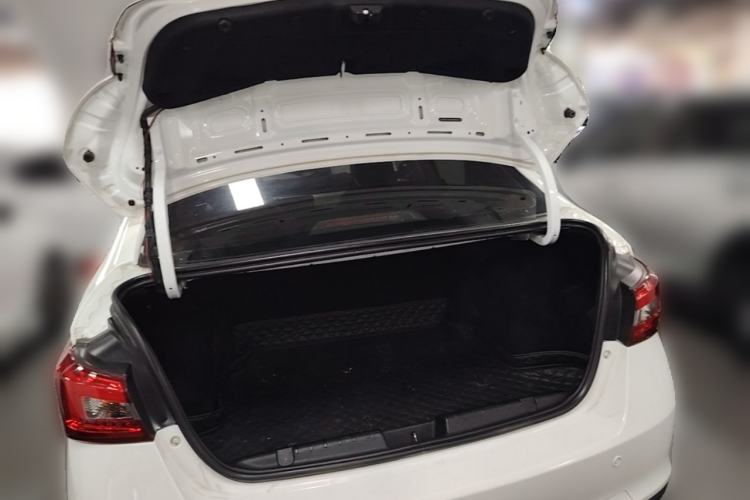 Used Chery Arrizo 5 2019 Revised PRO 1.5L CVT Youth Edition China VI Standard Trunk