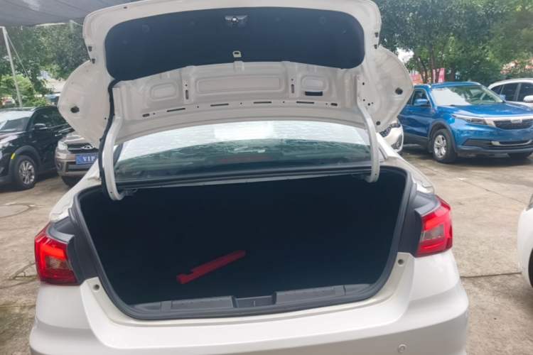 Used Chery Arrizo 5 2019 1.5L CVT Zizai Edition China V Standard Trunk