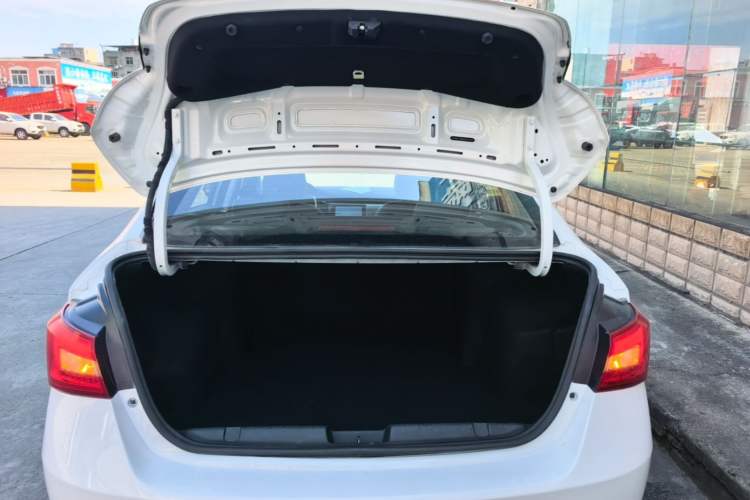 Used Chery Arrizo 5 2019 Revised PRO 1.5L CVT Youth Edition China VI Standard Trunk