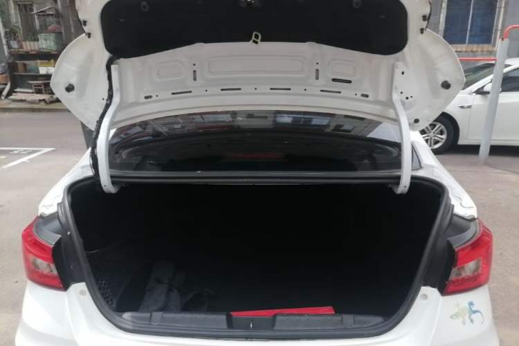 Used Chery Arrizo 5 2019 1.5L CVT Zizai Edition China V Standard Trunk