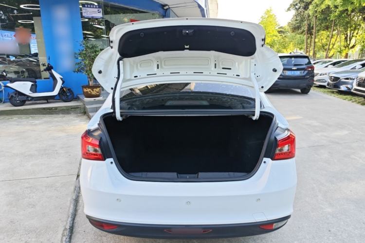 Used Chery Arrizo 5 2019 Facelifted PRO 1.5L Manual Youth Edition China VI Standard Trunk