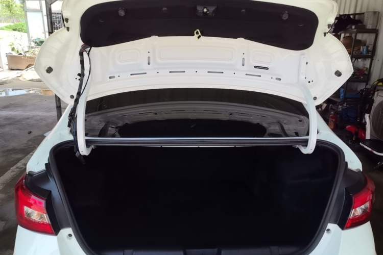 Used Chery Arrizo 5 2019 1.5L CVT Leisure Edition China V standard Trunk