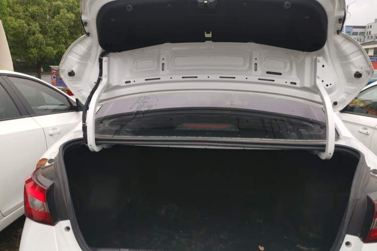 Used Chery Arrizo 5 2019 Facelifted PRO 1.5L Manual Youth Edition China VI Standard Trunk