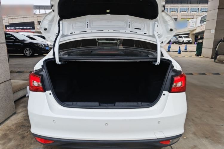 Used Chery Arrizo 5 2019 Facelifted PRO 1.5L Manual Youth Edition China VI Standard Trunk