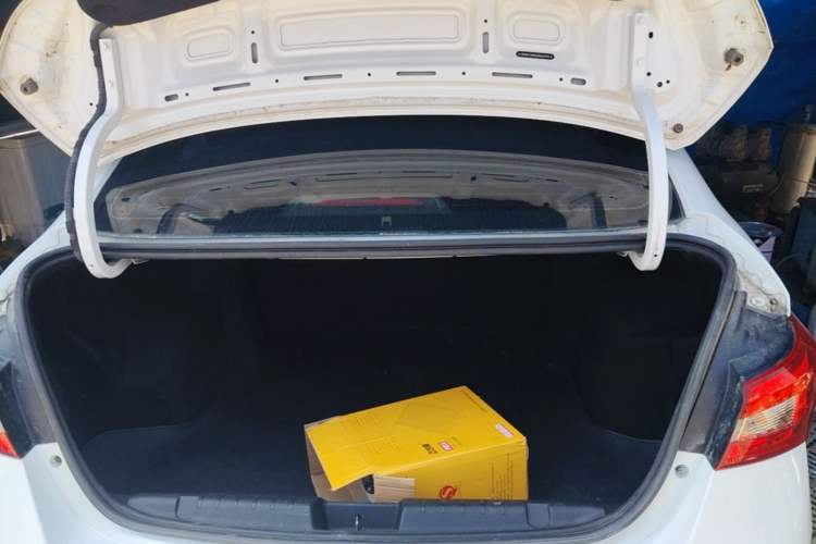 Used Chery Arrizo 5 2019 Facelifted PRO 1.5L Manual Youth Edition China VI Standard Trunk