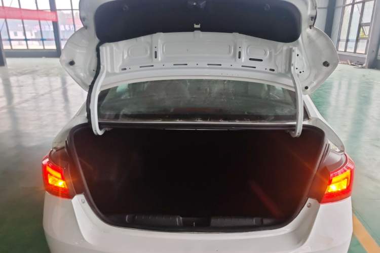 Used Chery Arrizo 5 2019 Facelifted PRO 1.5L Manual Youth Edition China VI Standard Trunk