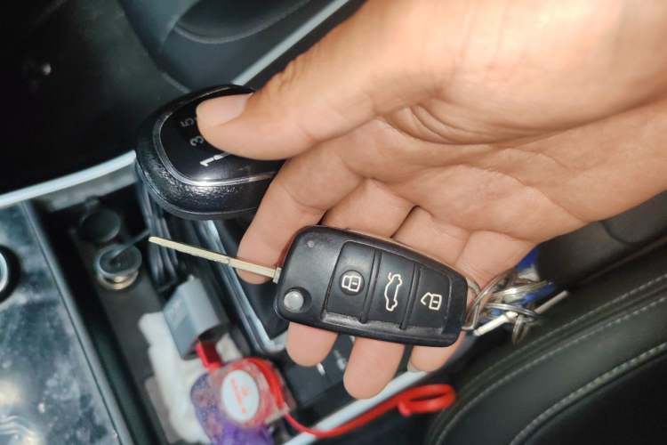 Used Chery Arrizo 5 2019 1.5L Manual New Youth Edition China VI Standard Vehicle Key